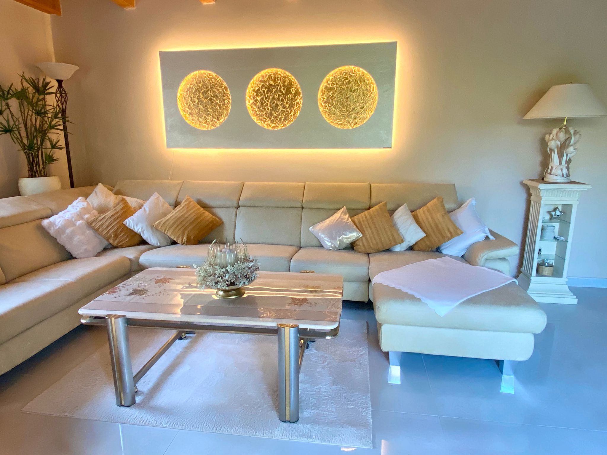 Galaxy in Perlmuttweiß Soft mit Monden Gold Klassisch, 200 x 80 cm, beleuchtet